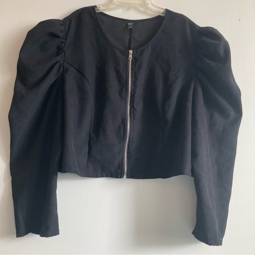 3/$35 EMERY ROSE puff sleeved shrug